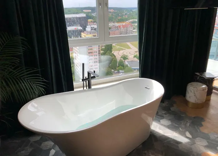 Jacuzzi Suite